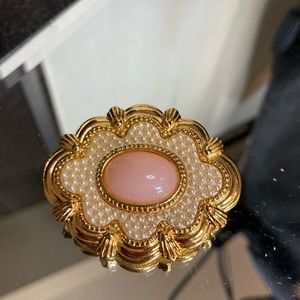 Vintage Edwardian seed Pearl pin